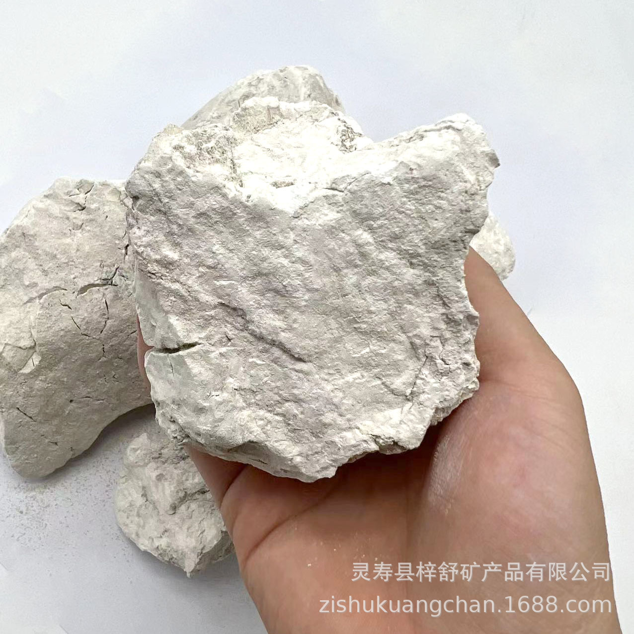 生石灰粉和白灰是一回事嗎？科學解析兩者區別與聯系